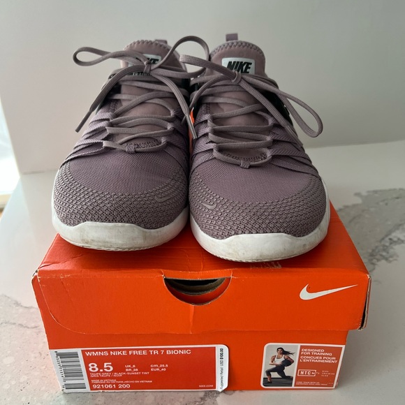 Nike Free TR 7 Bionic Sneaker - Picture 2 of 6